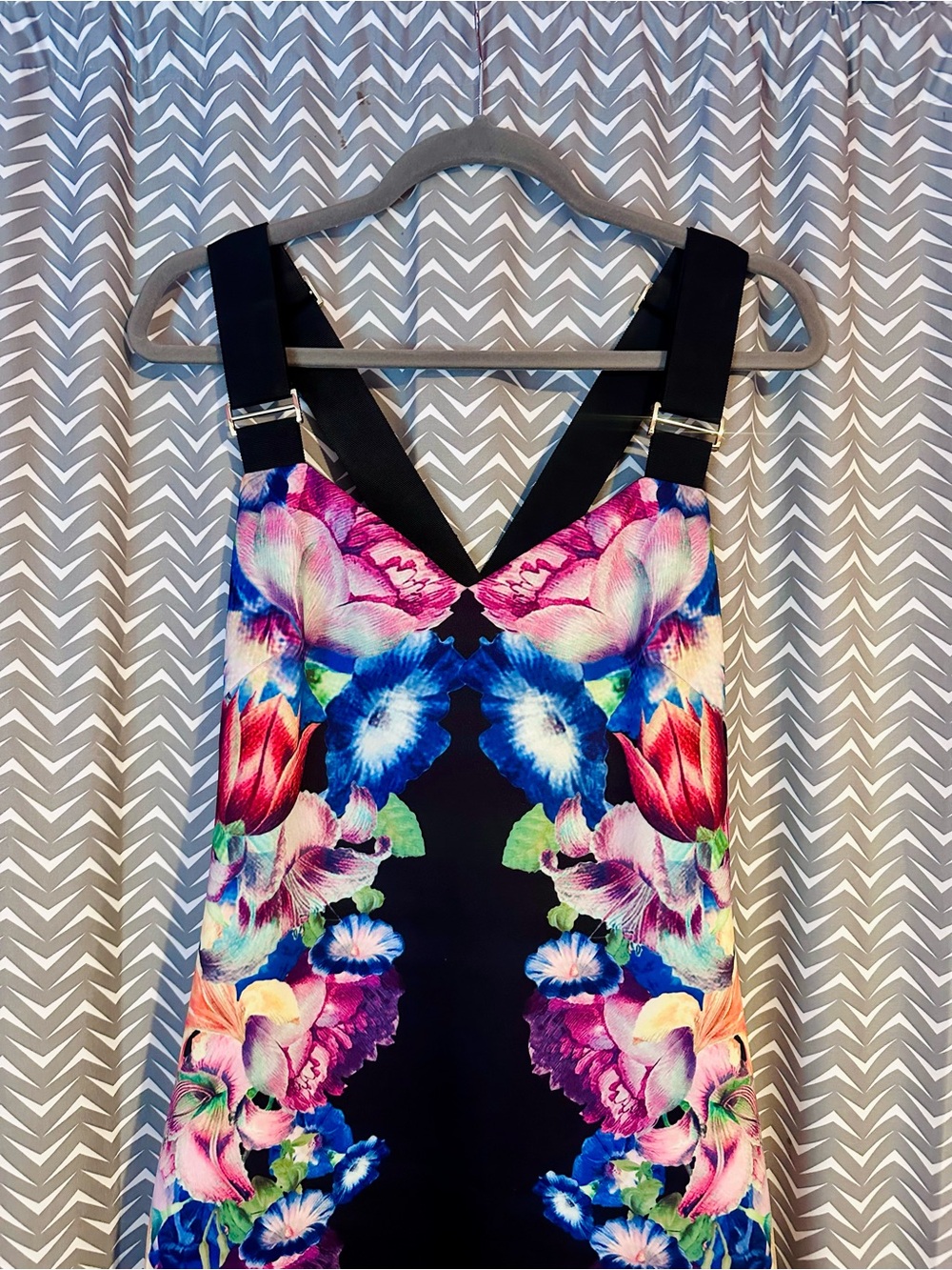 Ted Baker | "Deony" Tapestry Floral Dress, size 4 - Picture 4 of 9